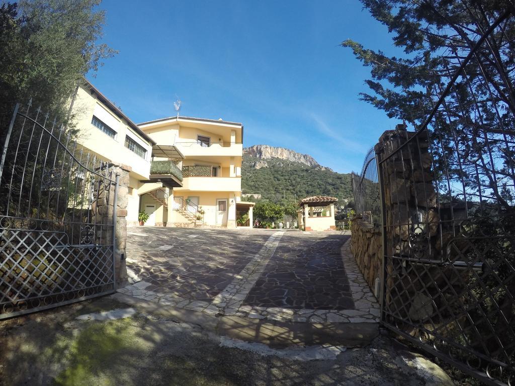 Appartamenti Con Vista Panoramica Santa Maria Navarrese Exteriér fotografie